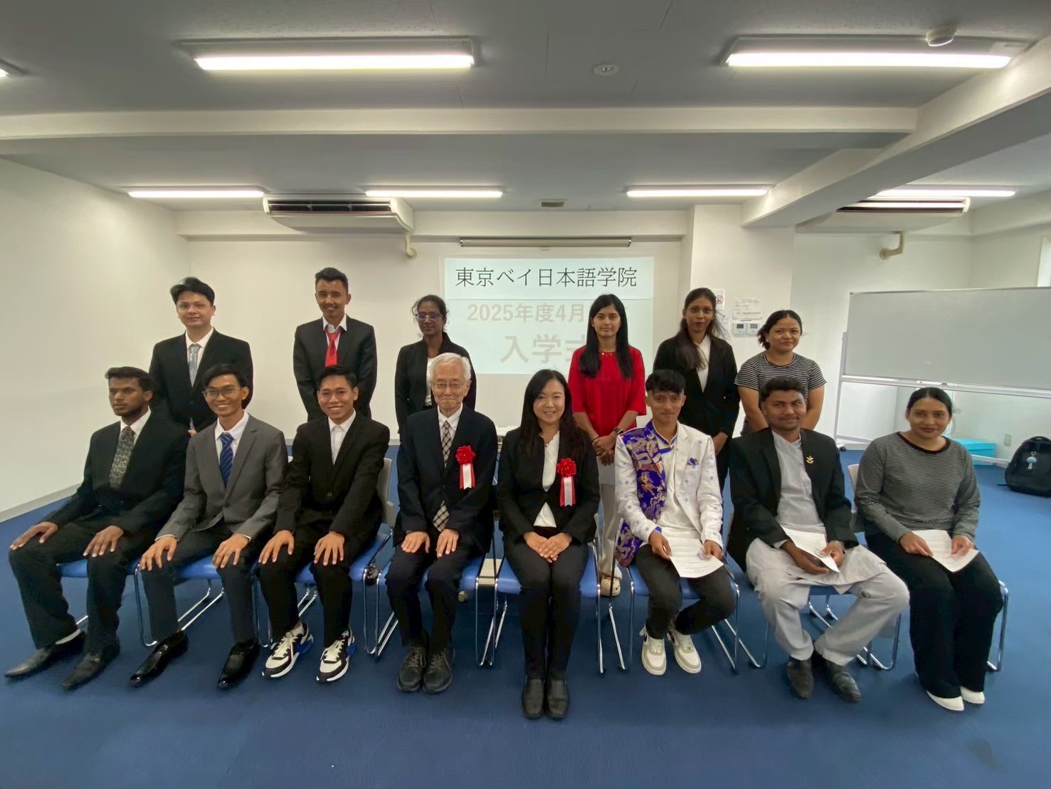 LINE_ALBUM_入学式2025.5.16_250724_3.jpg (248 KB)